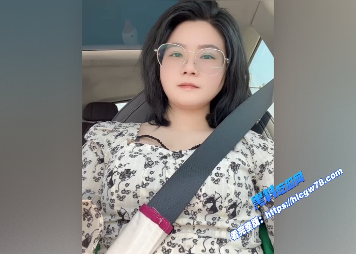 瓜友投稿江苏南通刚结婚的一个小少妇是中学老师不敢和自己学生搞自己出来找到强壮小伙约炮性瘾极大 图3 瓜友投稿江苏南通刚结婚的一个小少妇是中学老师不敢和自己学生搞自己出来找到强壮小伙约炮性瘾极大 图3
