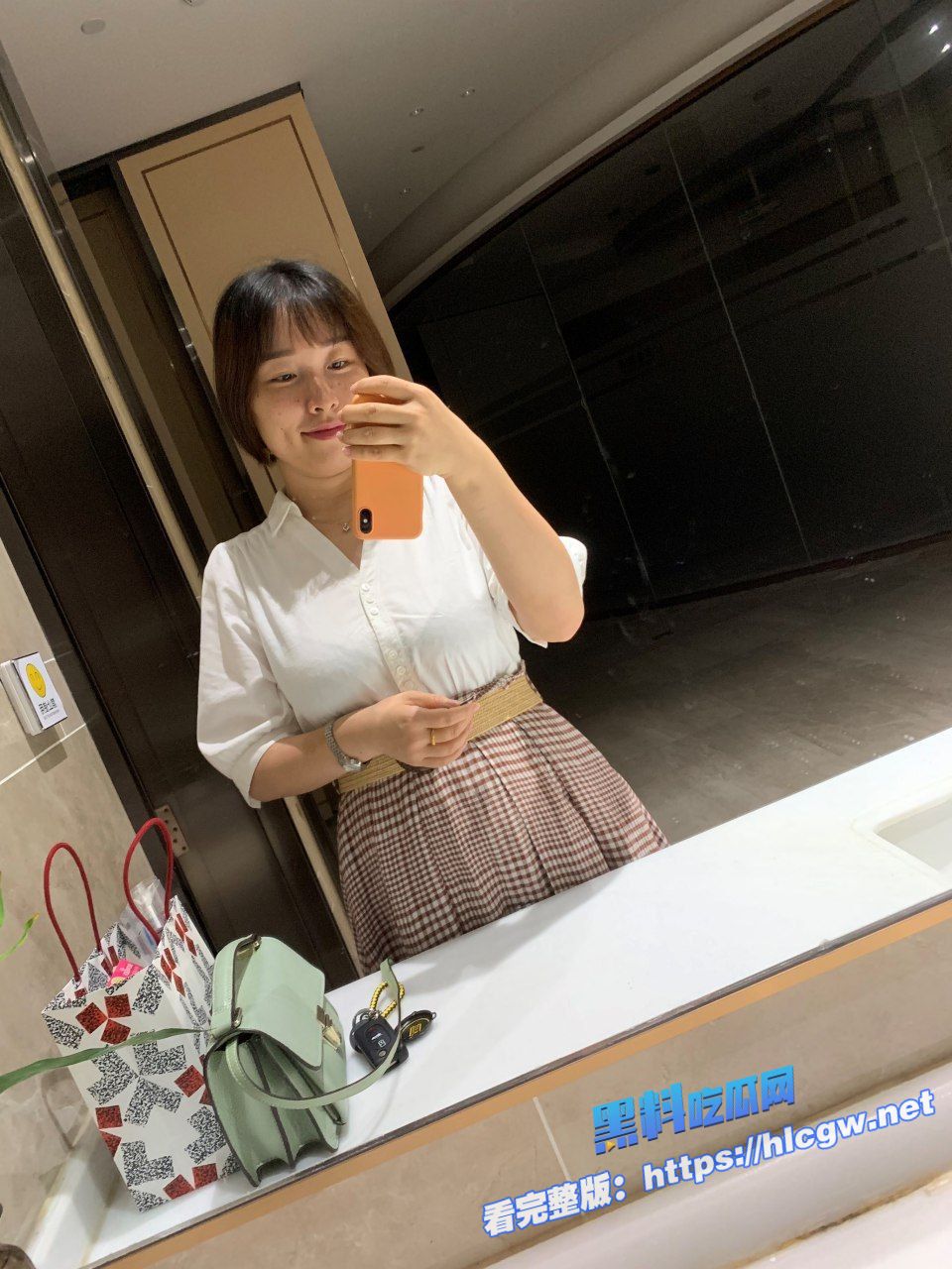 银行少妇生活照