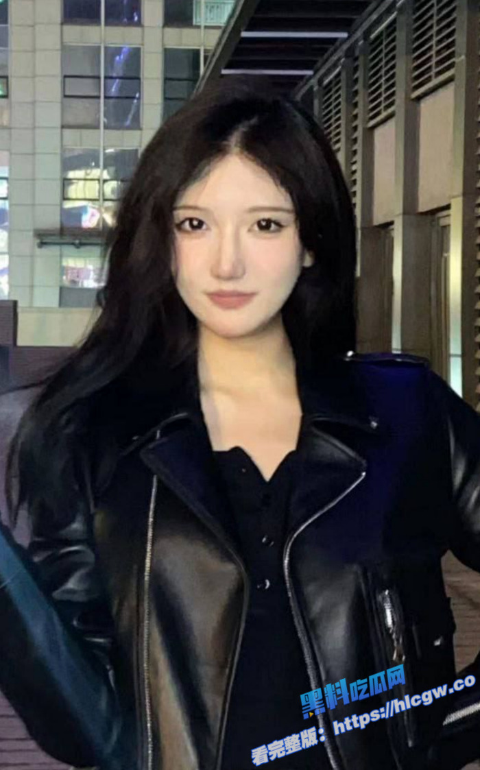 高颜值反差婊 表面清纯 内心淫荡 母狗和男友啪啪做爱视频流出！图3