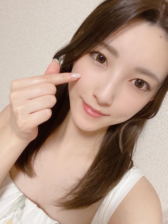 李宗恒被曝光以签约的形式 诱惑日本女优森泽佳奈线下约炮图8.jpg