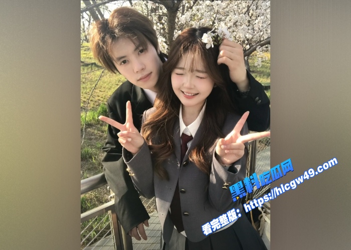 抖音百万网红 碎叫叫 与男友626分手大瓜完整版独家揭秘 高颜值CP人设崩塌 两人性爱视频还惨遭流出！ 4WH700x500px
