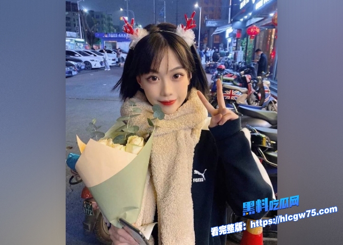 极品大学校花网盘私房性爱视频泄露各种制服变装被包养金主调教沦为单纯的泻精盆母狗 1 极品大学校花网盘私房性爱视频泄露各种制服变装被包养金主调教沦为单纯的泻精盆母狗 1