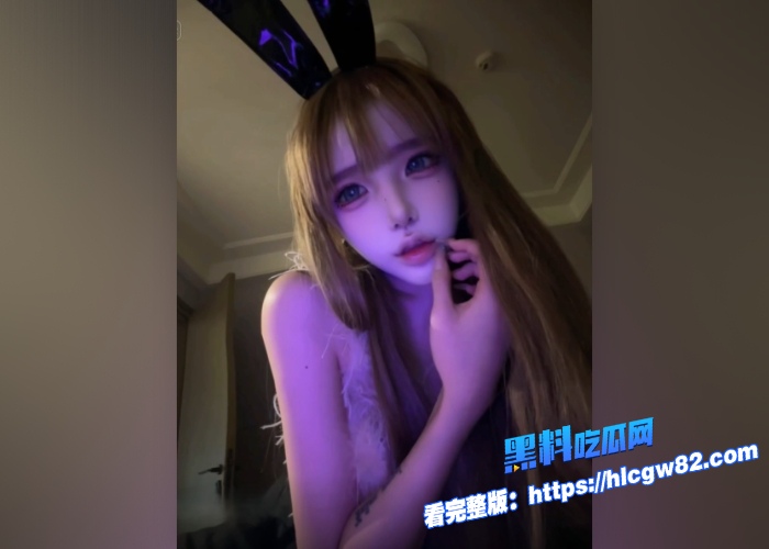抖音极品女大网红社会好姐姐罗亦何定制金主福利视频曝光富豪男友头顶大绿帽全裸露脸自慰足交啪啪相当炸裂 图4