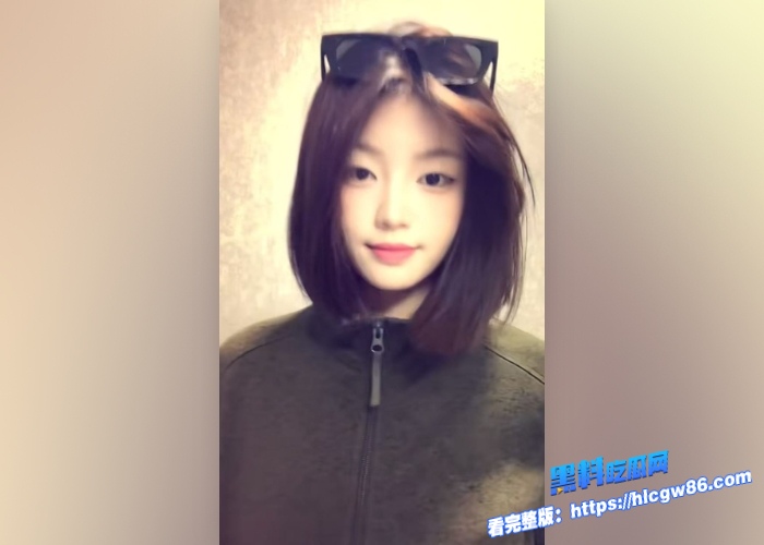 精神小妹G奶小萱乳交天花板骚浪屁股摇到爆极品母狗一秒上瘾 5 精神小妹G奶小萱乳交天花板骚浪屁股摇到爆极品母狗一秒上瘾 5