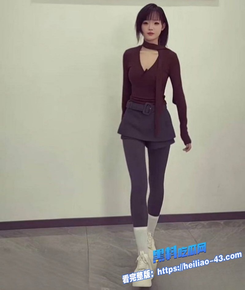 快手千万级网红MC仙洋再曝惊天黑料侵犯女徒弟潇潇精虫上脑见逼就操11