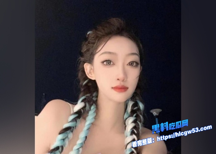 青岛酒吧坐台女赵梦雪超高颜值大长腿被土豪包养后不检点跑出去约炮这小穴不知道被多少人干过 图3WH700x500px