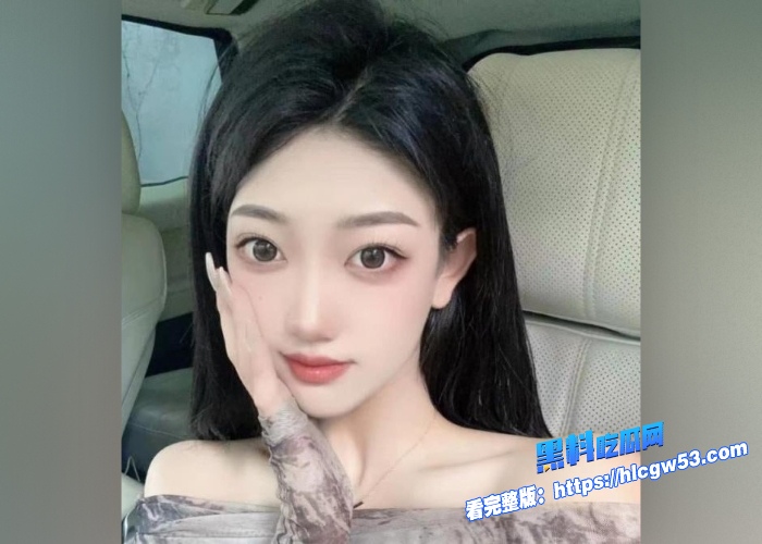 青岛酒吧坐台女赵梦雪超高颜值大长腿被土豪包养后不检点跑出去约炮这小穴不知道被多少人干过 图4WH700x500px
