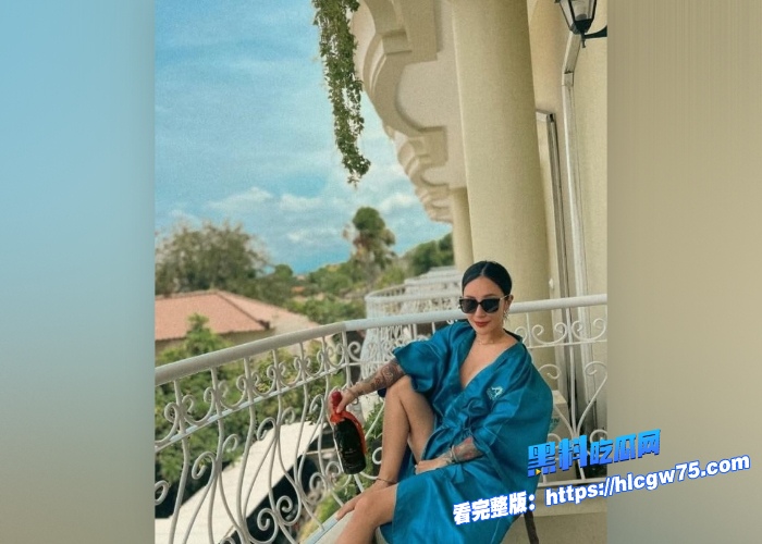Ig42万粉潜水教练梁云菲约炮多金学院性爱视频流出巨乳狂晃被猛操超大奶子爽爆全场 图3