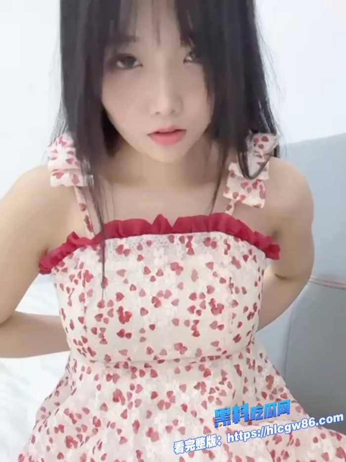 推特双马尾呆萌萝莉小红帽 8 推特双马尾呆萌萝莉小红帽 8
