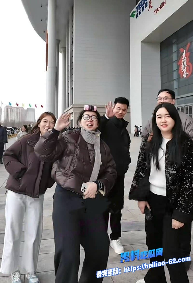厉老二聊骚出轨被妻子抓包模范夫妻人设崩塌成全网热搜聊天记录太劲爆了11