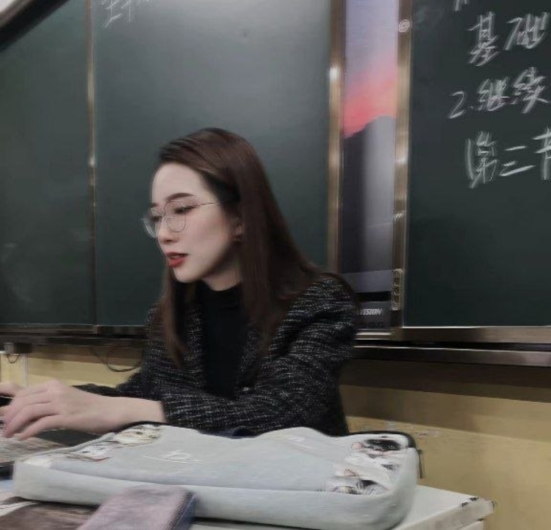 95后女教师4