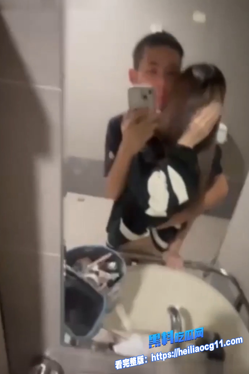 推特网黄维尼6 推特网黄维尼6