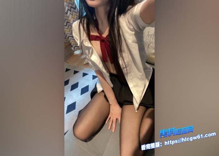 极品身材jk制服妹与富二代男友大尺度视频曝光主动上位好放反差挺拔圆润奶子一手把握不住对白刺激 图2 极品身材jk制服妹与富二代男友大尺度视频曝光主动上位好放反差挺拔圆润奶子一手把握不住对白刺激 图2