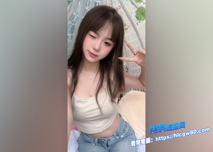 四川高颜值美女陪玩肖秋柔电竞酒店被大哥镜子前狠狠后入猛操跪地舔屌服务贴心五星好评7