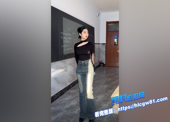 当你约炮遇到自己的高中暗恋对象熟人你会怎么办真实发生在探花视频里面精彩对白最后也是把女主操到腿软 女主竟然还是老师 图6 当你约炮遇到自己的高中暗恋对象熟人你会怎么办真实发生在探花视频里面精彩对白最后也是把女主操到腿软 女主竟然还是老师 图6