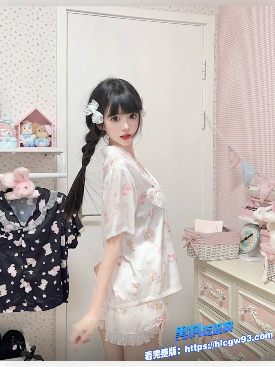 双姝联手服侍金主爸爸 3