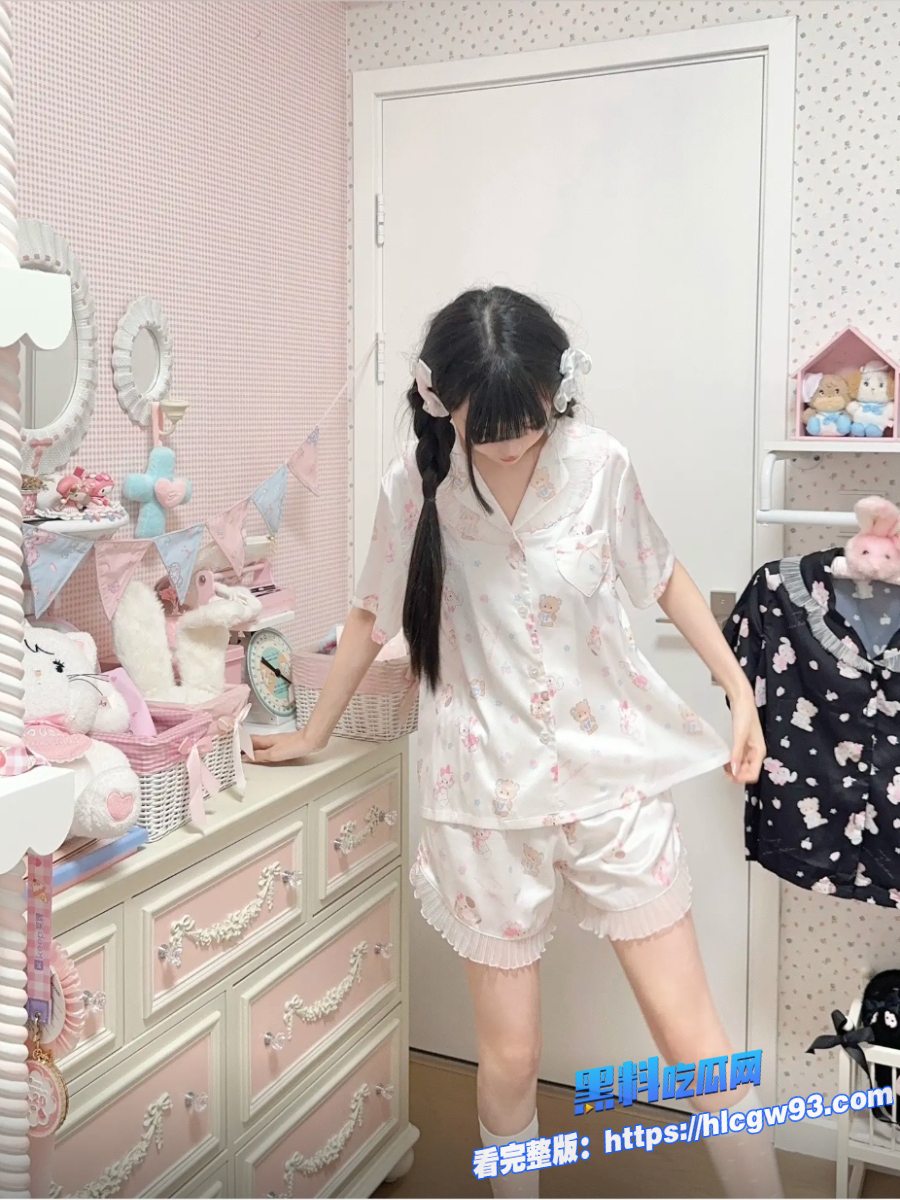 双姝联手服侍金主爸爸 4