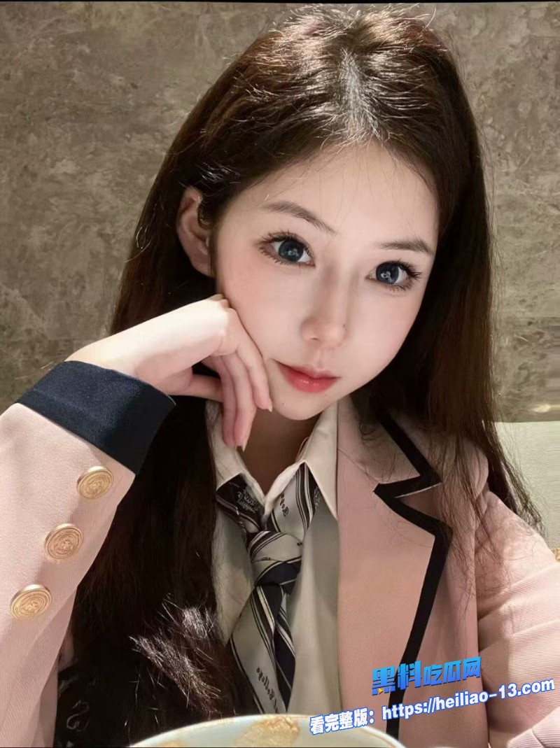 高颜值极品妹妹勾引亲哥 1