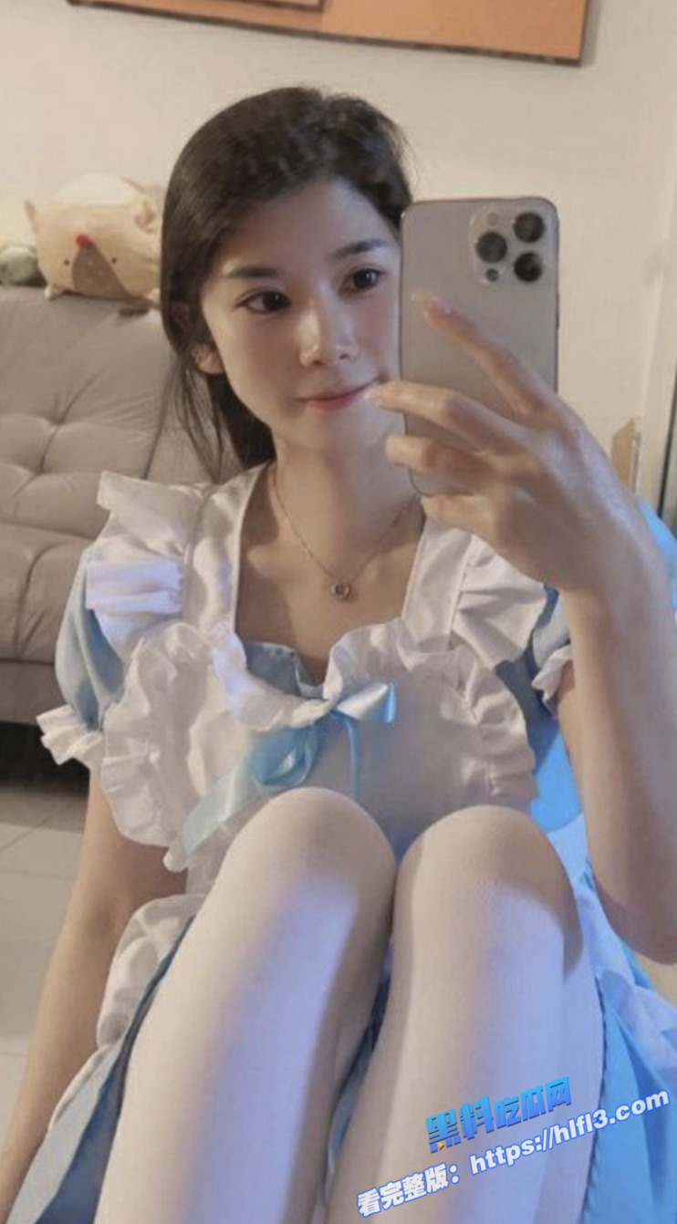 推特超火外围女 大美美 健身气质御姐 剃光阴毛电影院啪啪 野战道具肉棒配合各种性爱！1