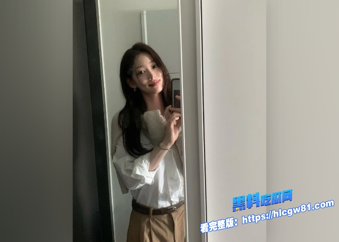 推特蒙面网黄nylon韩国美女肉色丝袜足控射精高端玩法让人欲罢不能想射出来那是不可能的4