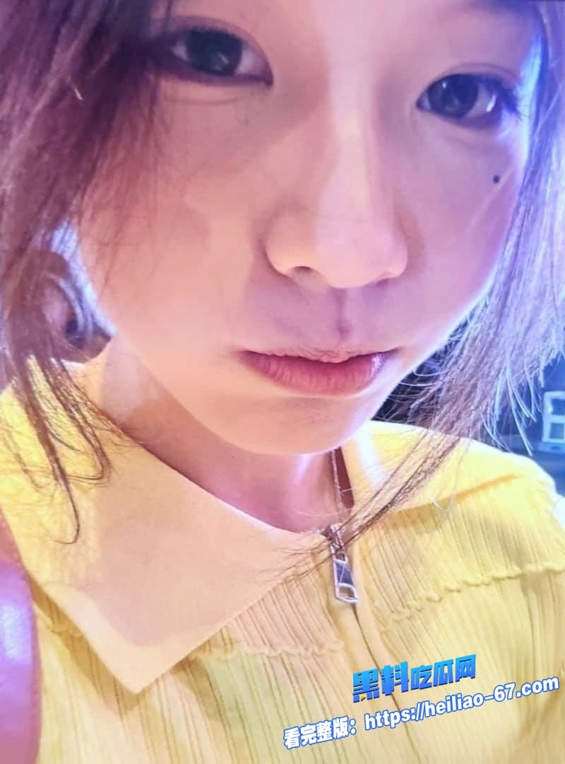 湖南大学生赵佳琪被金主爸爸操成专属小肉奴男友气炸怒曝无码视频16 湖南大学生赵佳琪被金主爸爸操成专属小肉奴男友气炸怒曝无码视频16