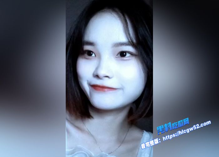 真实偷拍!偷拍自己的姐姐和表妹洗澡 姐姐身材苗条很有御姐范 表妹酮体粉嫩 诱惑力十足8 真实偷拍!偷拍自己的姐姐和表妹洗澡 姐姐身材苗条很有御姐范 表妹酮体粉嫩 诱惑力十足8