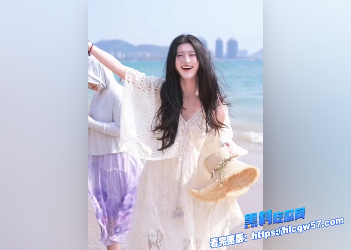 抖音网红 短剧女演员 杨珊子 潜规则视频曝光 骚婊子表面女神背地里给资方大佬废物鸡巴狂捅还要演戏陪笑 ! 3 抖音网红 短剧女演员 杨珊子 潜规则视频曝光 骚婊子表面女神背地里给资方大佬废物鸡巴狂捅还要演戏陪笑 ! 3