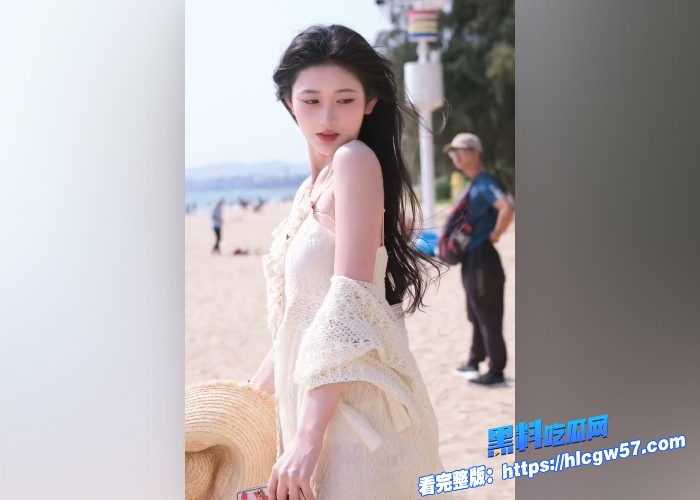 抖音网红 短剧女演员 杨珊子 潜规则视频曝光 骚婊子表面女神背地里给资方大佬废物鸡巴狂捅还要演戏陪笑 ! 12 抖音网红 短剧女演员 杨珊子 潜规则视频曝光 骚婊子表面女神背地里给资方大佬废物鸡巴狂捅还要演戏陪笑 ! 12