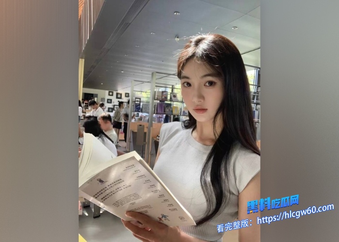 按摩小子原创首发第24期男技师上门按摩拍极品服装设计师做精油spa乳头若隐若现大奶肥臀好身材骚逼淫水直流趁其不备掏出肉棒无套插入 图2