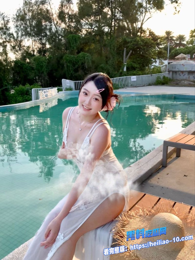 哥哥趁妹妹洗澡浴室强上插入妹妹嫩穴 1 哥哥趁妹妹洗澡浴室强上插入妹妹嫩穴 1