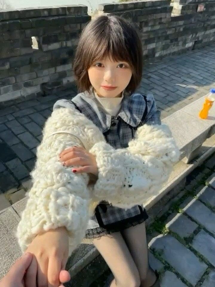可爱美少女 李月 反差母狗私下是金主的母狗各种调教自慰啪啪