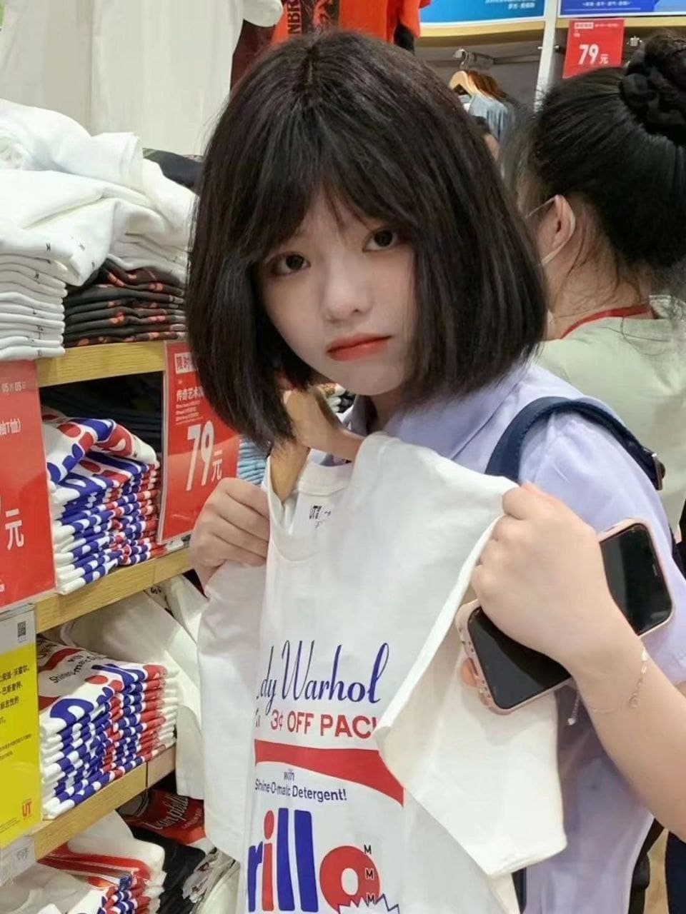 可爱美少女 李月 反差母狗私下是金主的母狗各种调教自慰啪啪