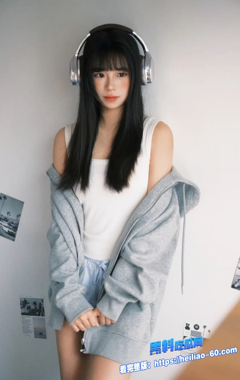 极品性感甜妹出租屋约炮本以为是纯情少女塌腰后瞬间变骚母狗最后操的白浆直流4 极品性感甜妹出租屋约炮本以为是纯情少女塌腰后瞬间变骚母狗最后操的白浆直流4