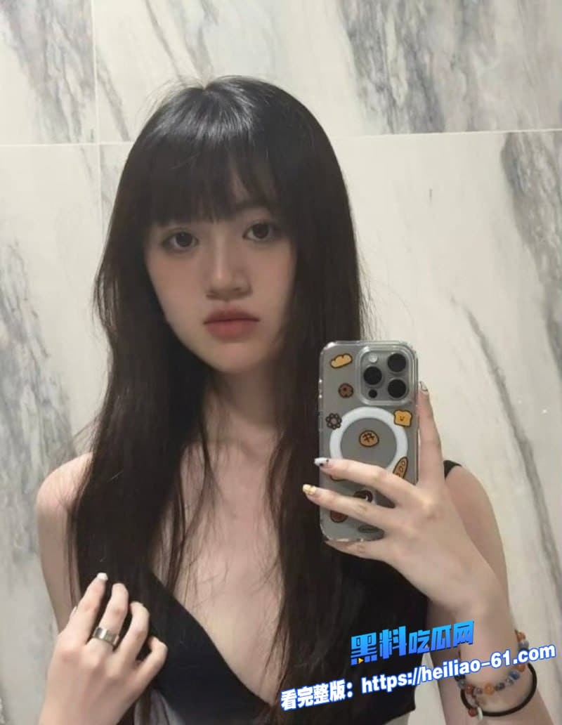 浙江工商大学班花王奕瑾劈腿翻车前任怒甩口交性爱视频清纯眼镜妹秒变母狗2 浙江工商大学班花王奕瑾劈腿翻车前任怒甩口交性爱视频清纯眼镜妹秒变母狗2