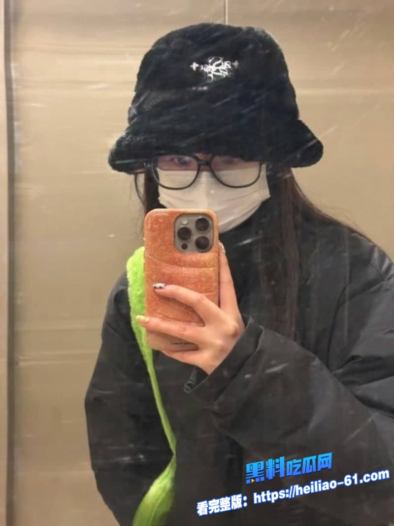 浙江工商大学班花王奕瑾劈腿翻车前任怒甩口交性爱视频清纯眼镜妹秒变母狗10 浙江工商大学班花王奕瑾劈腿翻车前任怒甩口交性爱视频清纯眼镜妹秒变母狗10