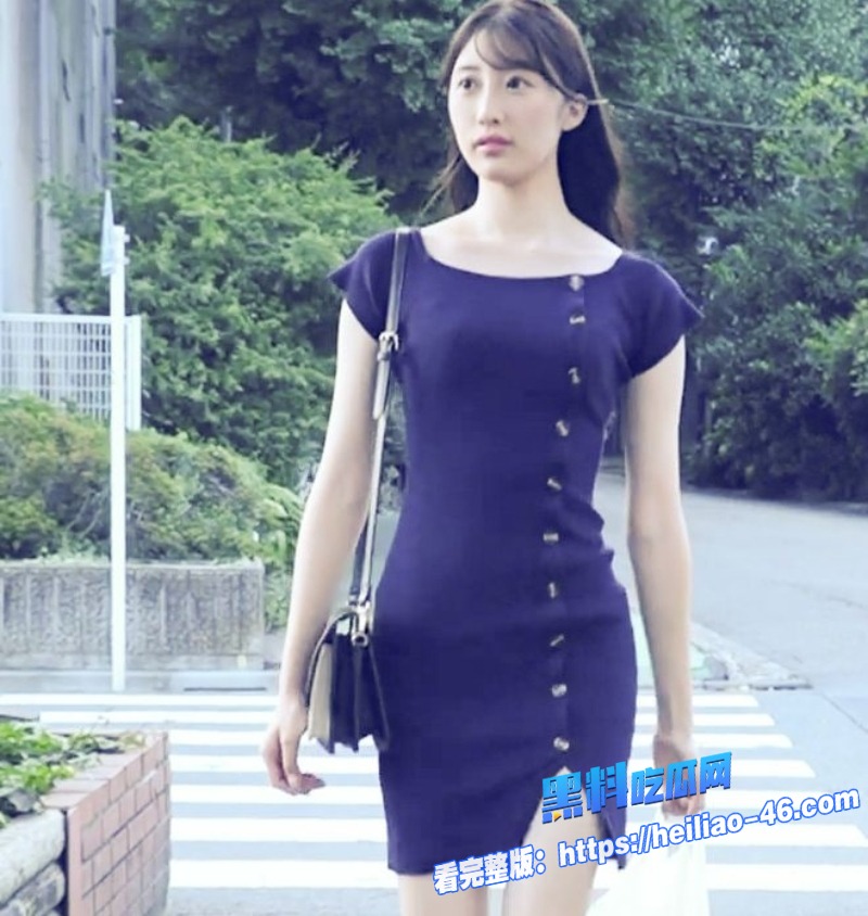 日本AV女优星宫一花化身作家情妇爱上著名作家情妇星宫一花的少年少年爱恋沦陷肉欲深渊3 日本AV女优星宫一花化身作家情妇爱上著名作家情妇星宫一花的少年少年爱恋沦陷肉欲深渊3