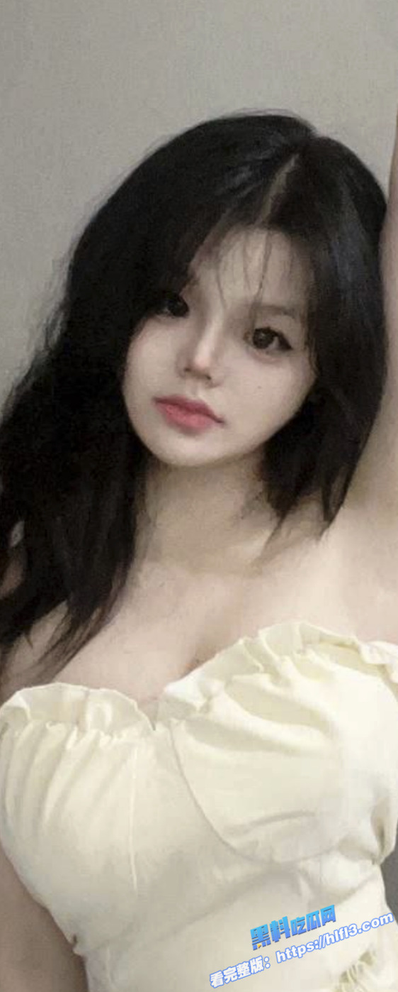 上海交通大学眼镜妹 顾婧萱 童颜巨乳反差学生妹 拍自慰视频勾引富二代！2