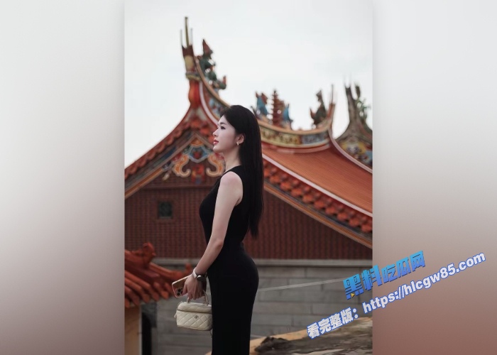 瓜友投稿极品气质少妇私密视频流出！ 5