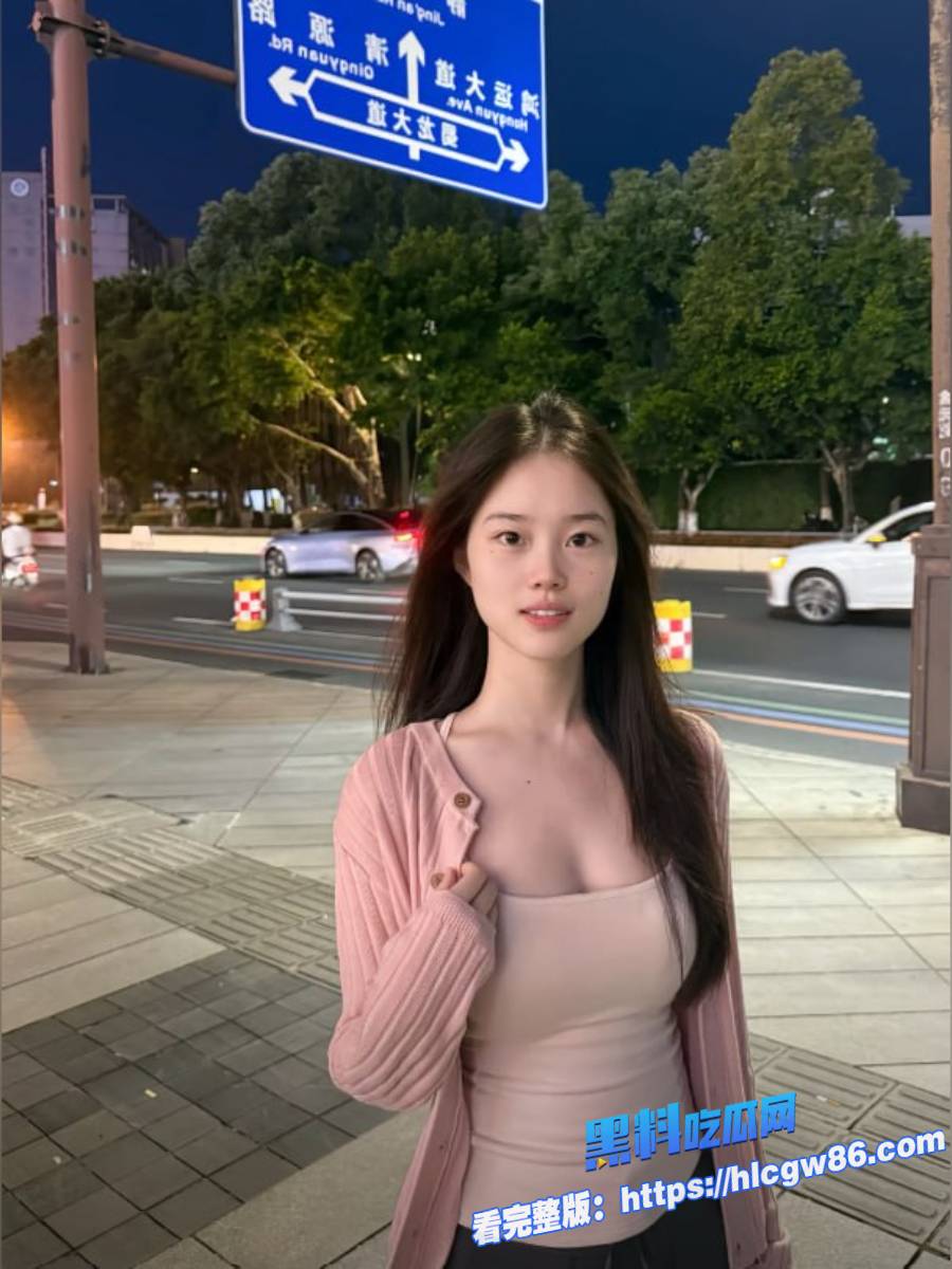 00后小女友女上位一夜狂干 1
