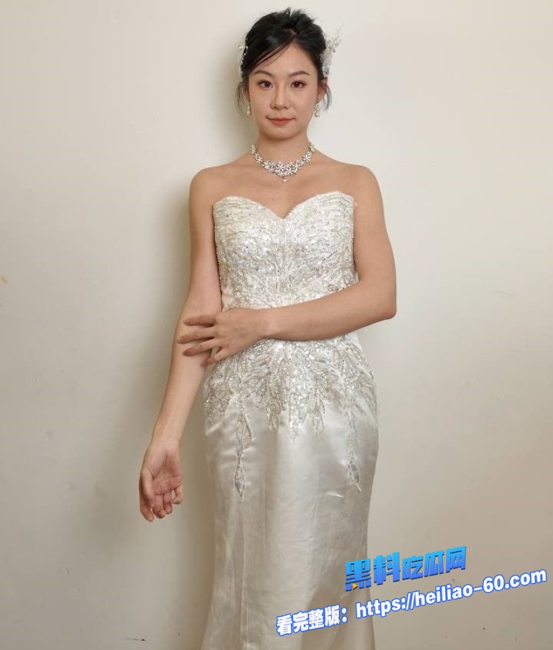 瓜友投稿青岛反差美女李叶黑丝性感内衣狂野上线高冷女神主动到让人招架不住啊4 瓜友投稿青岛反差美女李叶黑丝性感内衣狂野上线高冷女神主动到让人招架不住啊4