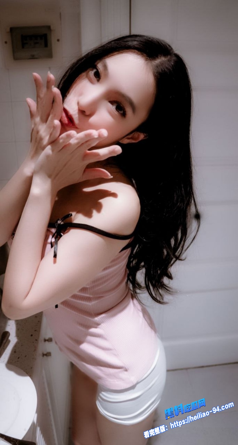 Pornhub顶流火辣越南网红Miuzxc身穿性感瑜伽裤被炮友狂干到失声9 Pornhub顶流火辣越南网红Miuzxc身穿性感瑜伽裤被炮友狂干到失声9