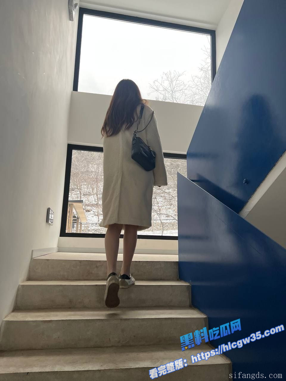 推特大神 BMWZ 约炮极品高颜值母狗 包厢做爱后后入射精 简直太骚了8