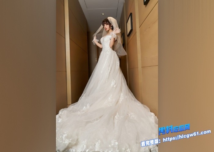 推特绿帽夫妻汐梦瑶最新绿帽换妻大片婚礼主题找了2个单男和自己一起操新娘多机位多角度记录淫荡画面 图1 推特绿帽夫妻汐梦瑶最新绿帽换妻大片婚礼主题找了2个单男和自己一起操新娘多机位多角度记录淫荡画面 图1