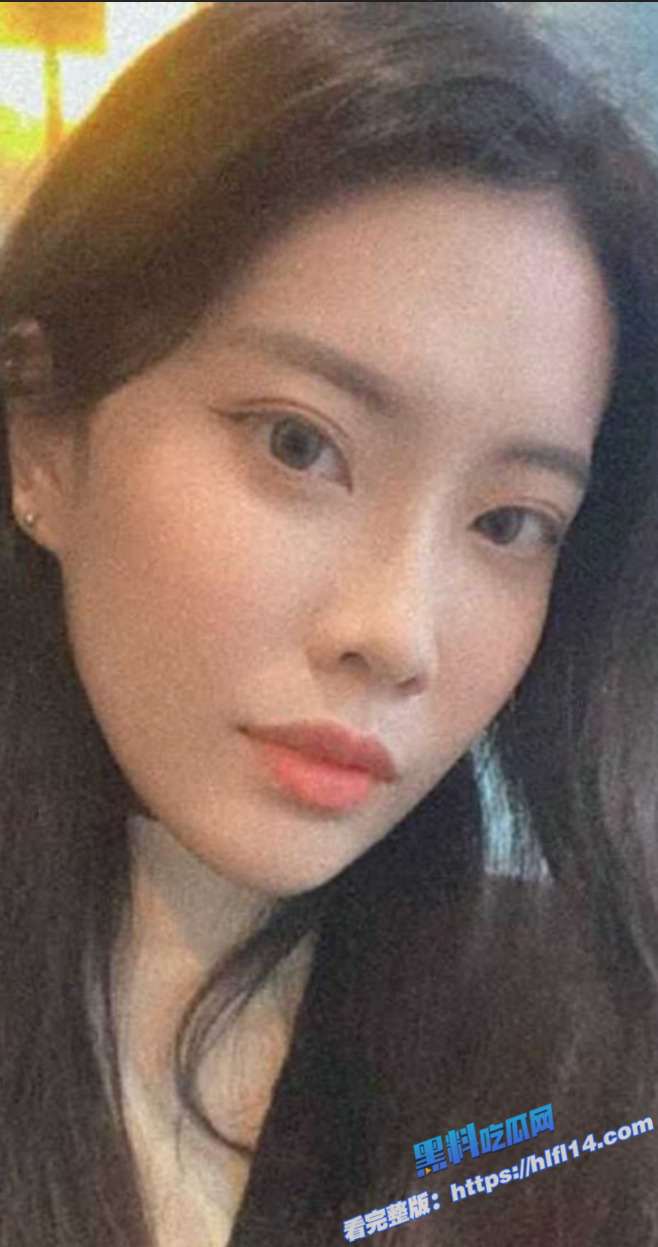 泄密视频 某体制内御姐，平常高冷冰山脸，私下极其反差的骚母狗2