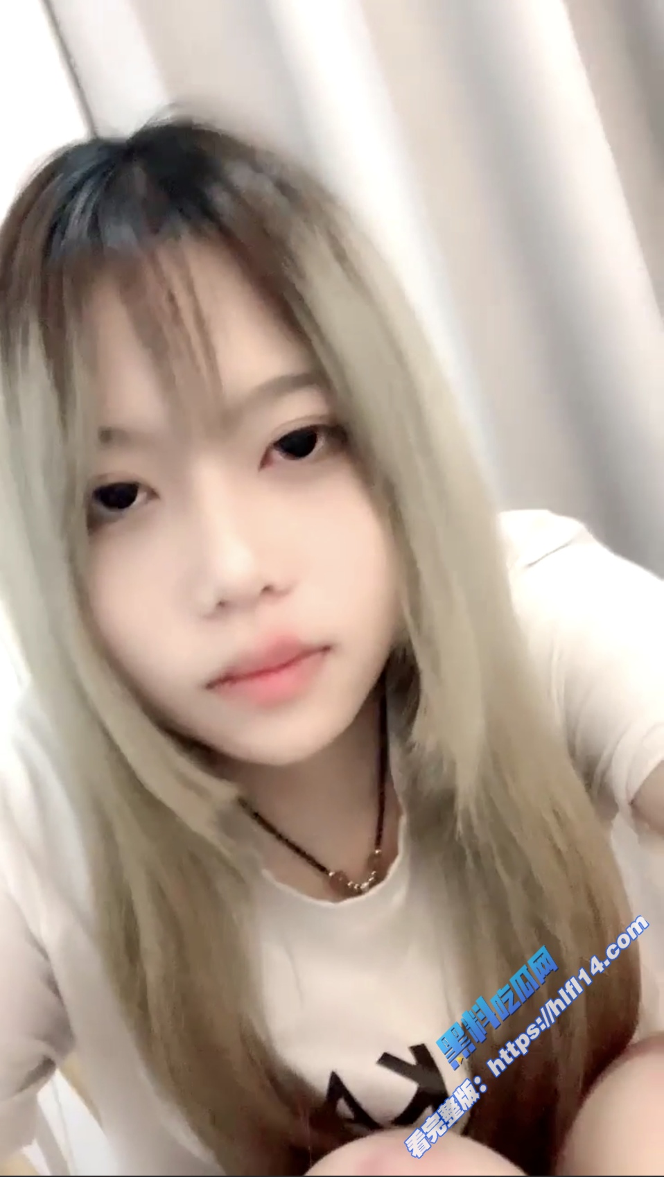 精神小妹萝莉 欣少 小情侣露脸口交做爱自慰直播！1