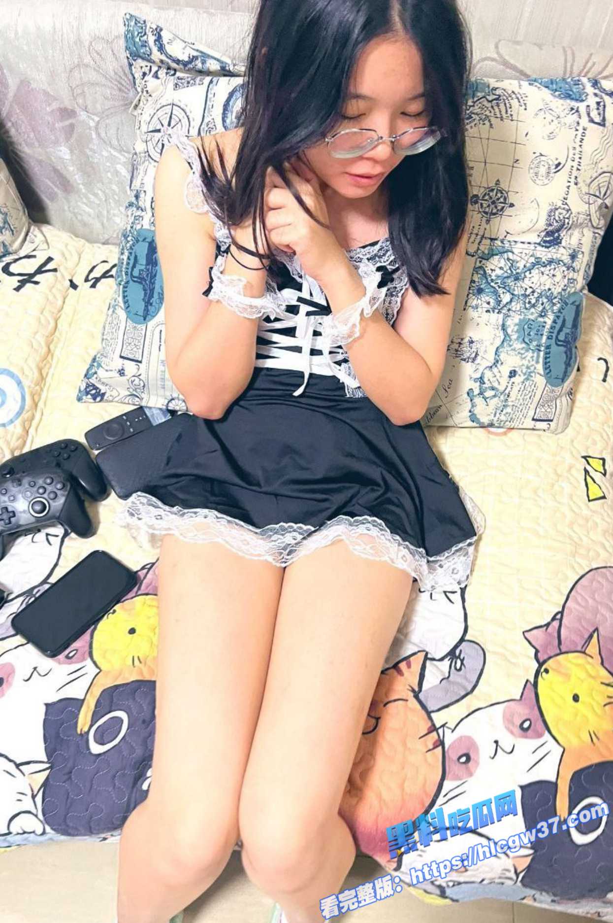 7腼腆眼睛大学生妹 私下反差居然喜欢口交舔鸡巴无套中出视频流出 7腼腆眼睛大学生妹 私下反差居然喜欢口交舔鸡巴无套中出视频流出