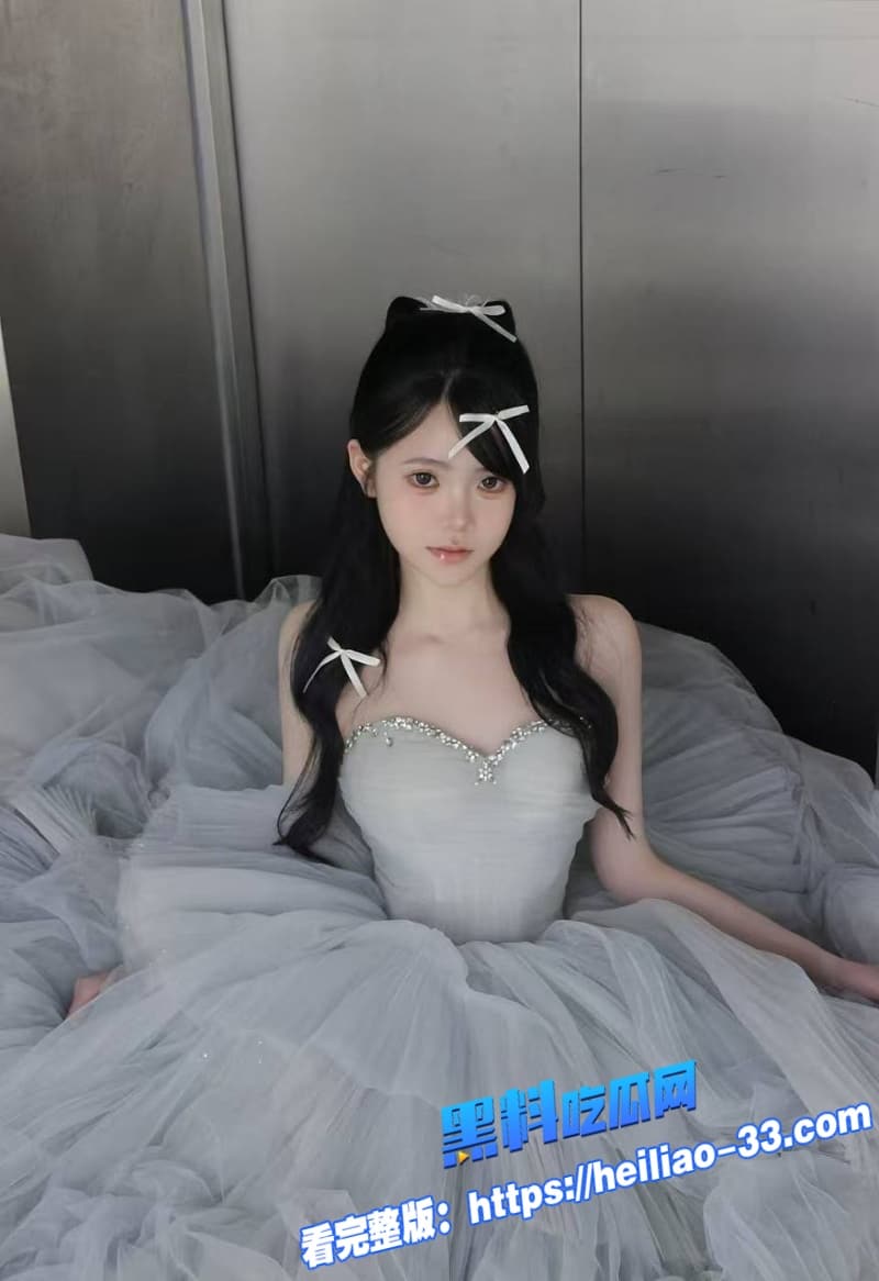 南京兮陌女王多双高跟鞋狂插男M马眼视频流出简直是调教女王插到狗子求饶超重口 7 南京兮陌女王多双高跟鞋狂插男M马眼视频流出简直是调教女王插到狗子求饶超重口 7