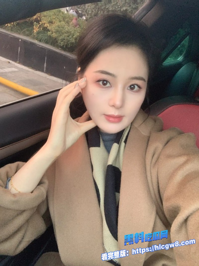 瓜友投稿上海置业顾问蒋燕女神级性感美女背着男友上班时间1 瓜友投稿上海置业顾问蒋燕女神级性感美女背着男友上班时间1