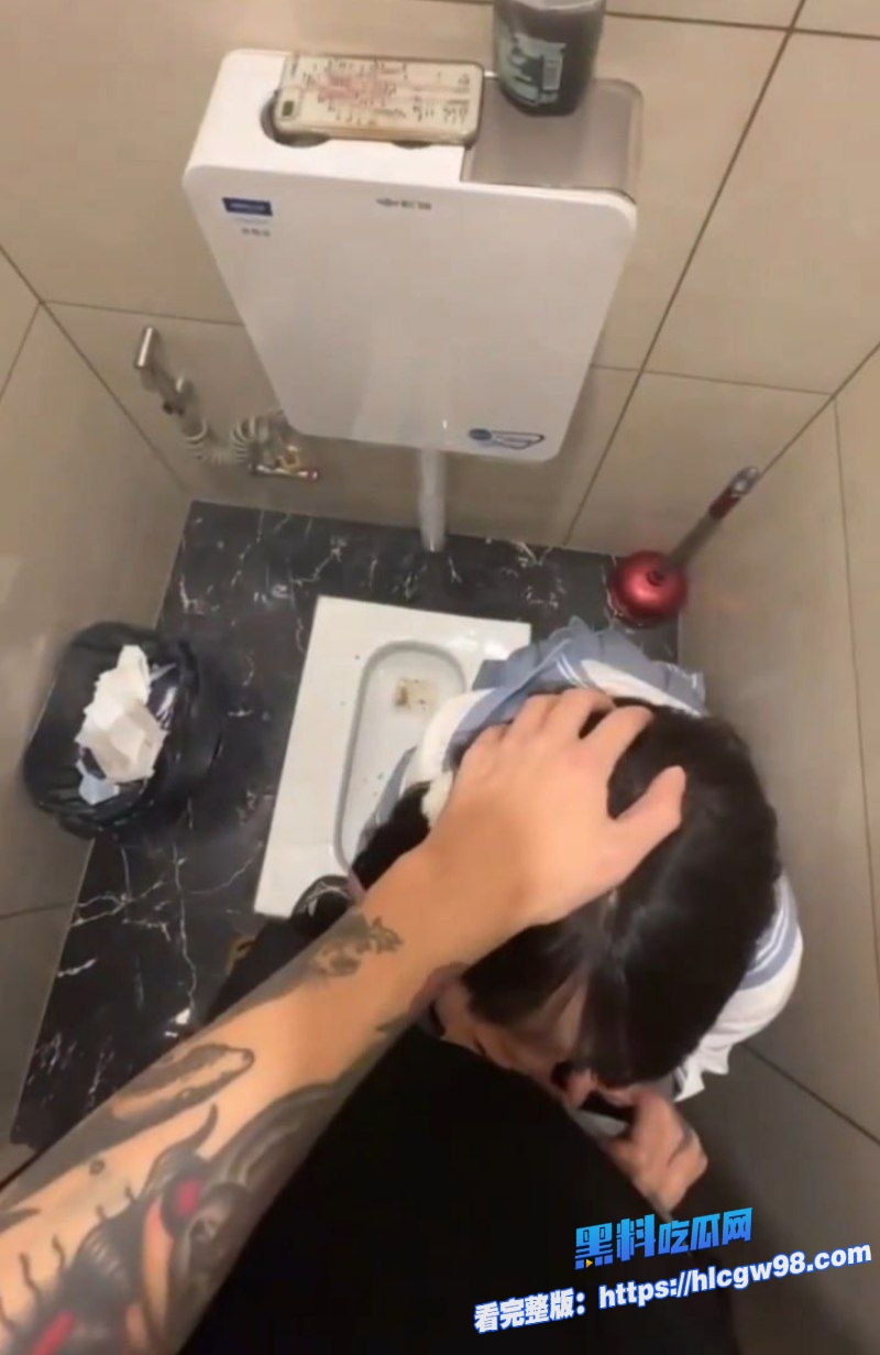 顶级约炮之神崔浩轩10分钟钓走台球厅JK妹 11 顶级约炮之神崔浩轩10分钟钓走台球厅JK妹 11