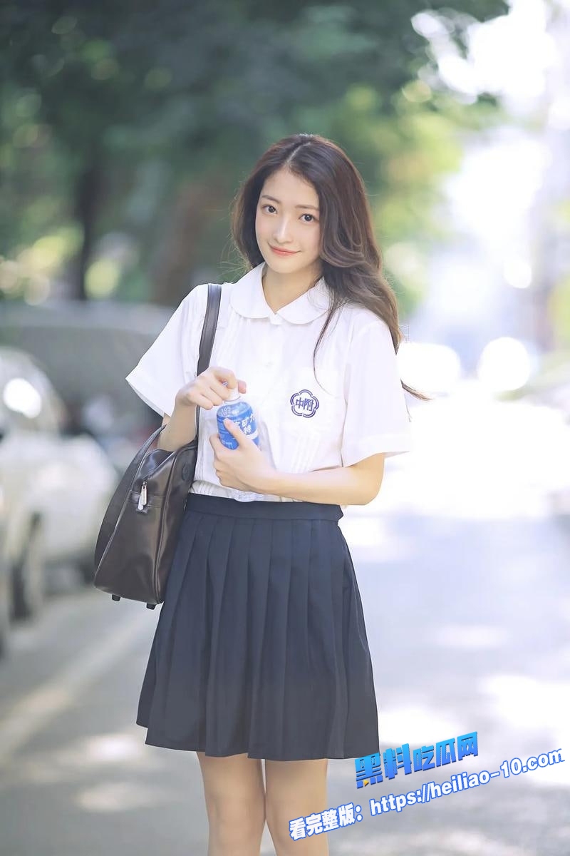 乱伦系列妹妹和男友做爱亲哥吃醋失控趁着爸妈不在家捆绑妹妹后入爆操内射3